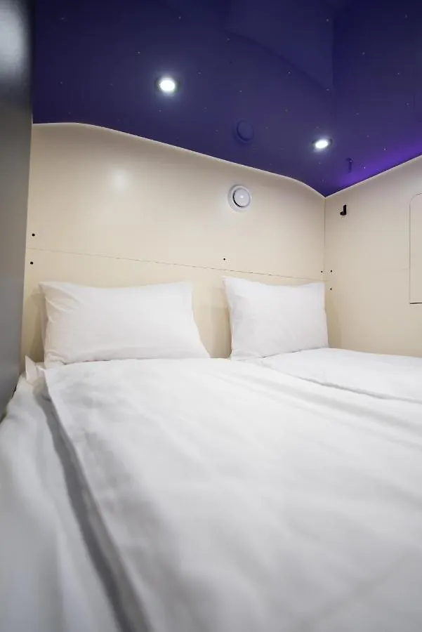 Capsule Hotel Constellation 91 Lviv