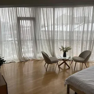 Tsekhova 1 Street Апартаменты